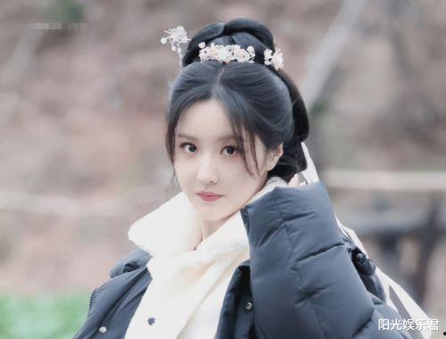 娱乐吃瓜姐王艺瑾是谁扮演的 第2张 娱乐吃瓜姐王艺瑾是谁扮演的 第2张